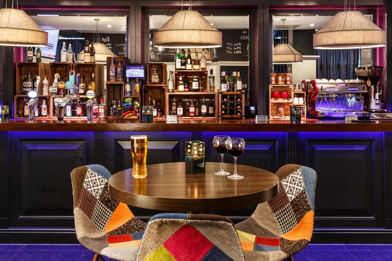 Отель Ibis Bristol Temple Meads Экстерьер фото