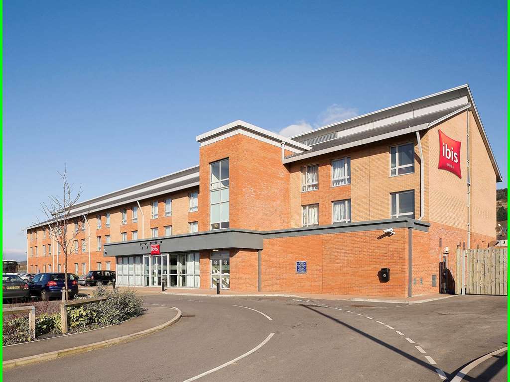 Отель Ibis Bristol Temple Meads Экстерьер фото